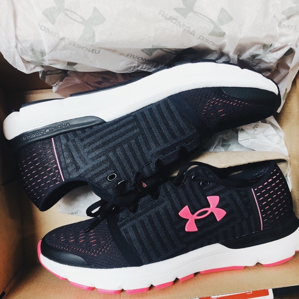 NWT✨ Women’s Under Armour Speedform Gemini 3 Shoes
